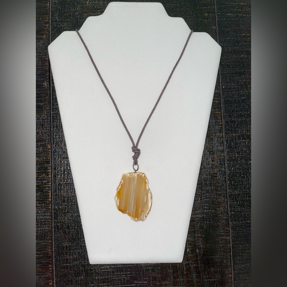 Agate Slice Necklace - Picture 1 of 2